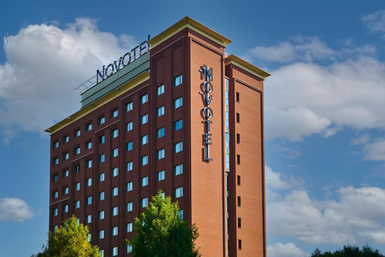 Novotel Torino Corso Giulio Cesare Екстер'єр фото