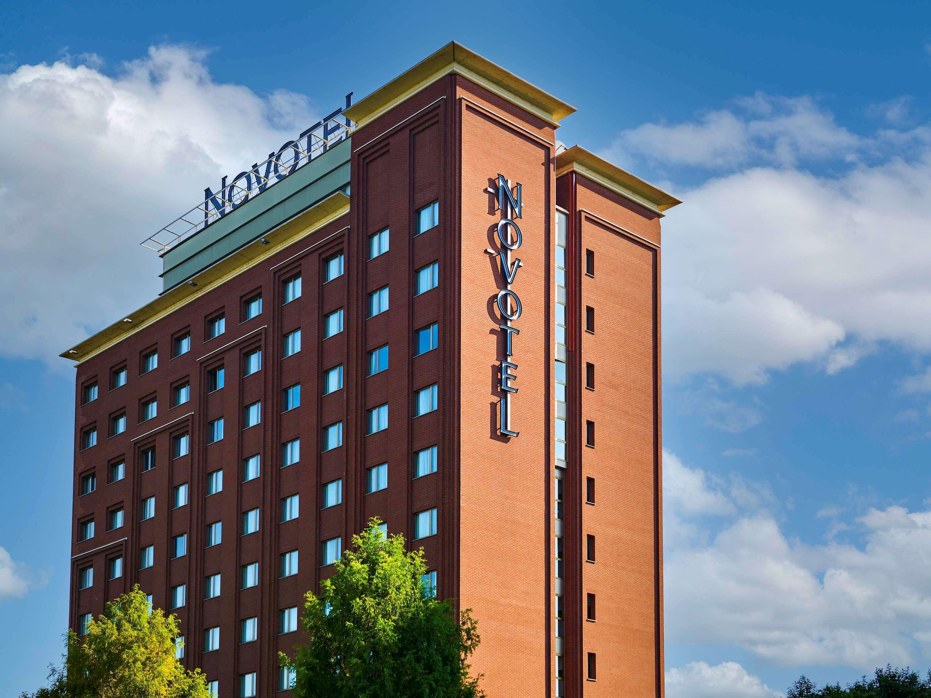 Novotel Torino Corso Giulio Cesare Екстер'єр фото