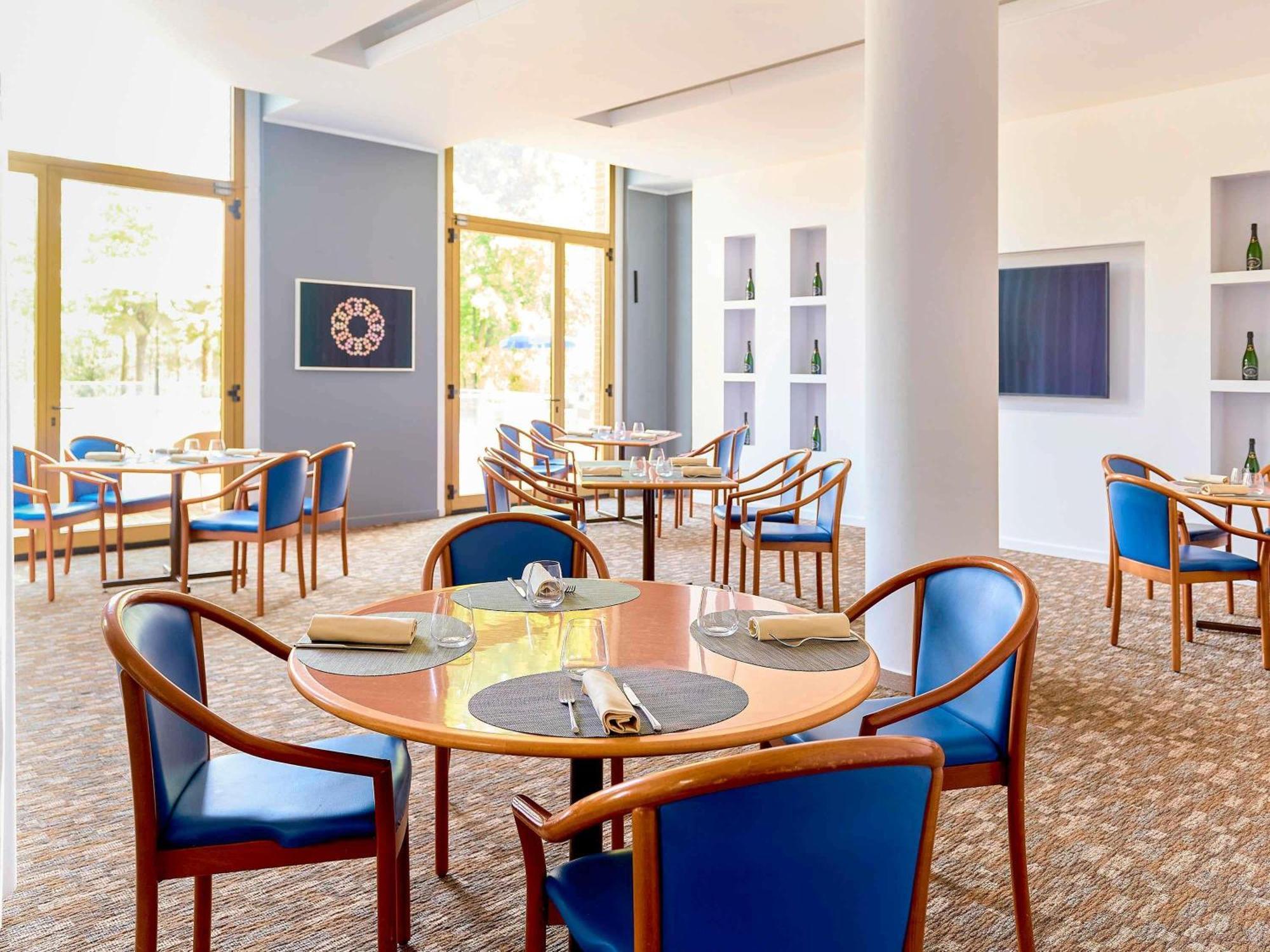 Novotel Torino Corso Giulio Cesare Екстер'єр фото